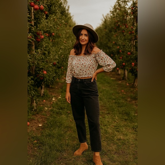 STRAIGHT Mom Jeans Hi-Rise | Size 28 - Picture 1 of 7